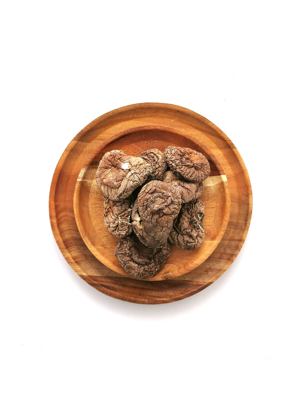 Dried Mushrooms 茶花菇